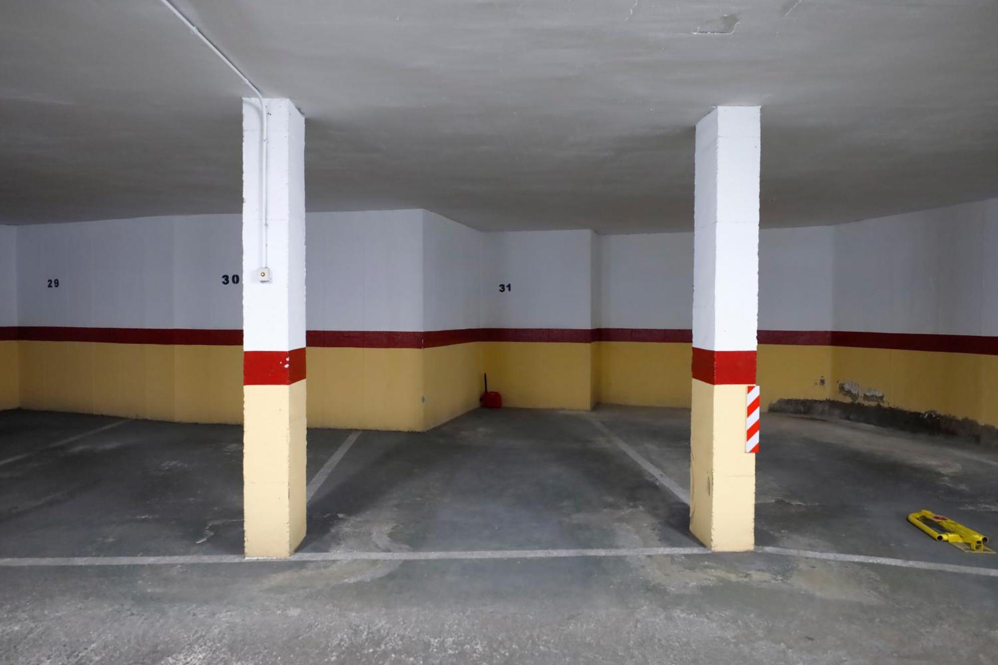 R & T Cordoba Center Apartamentos - Parking Kültér fotó