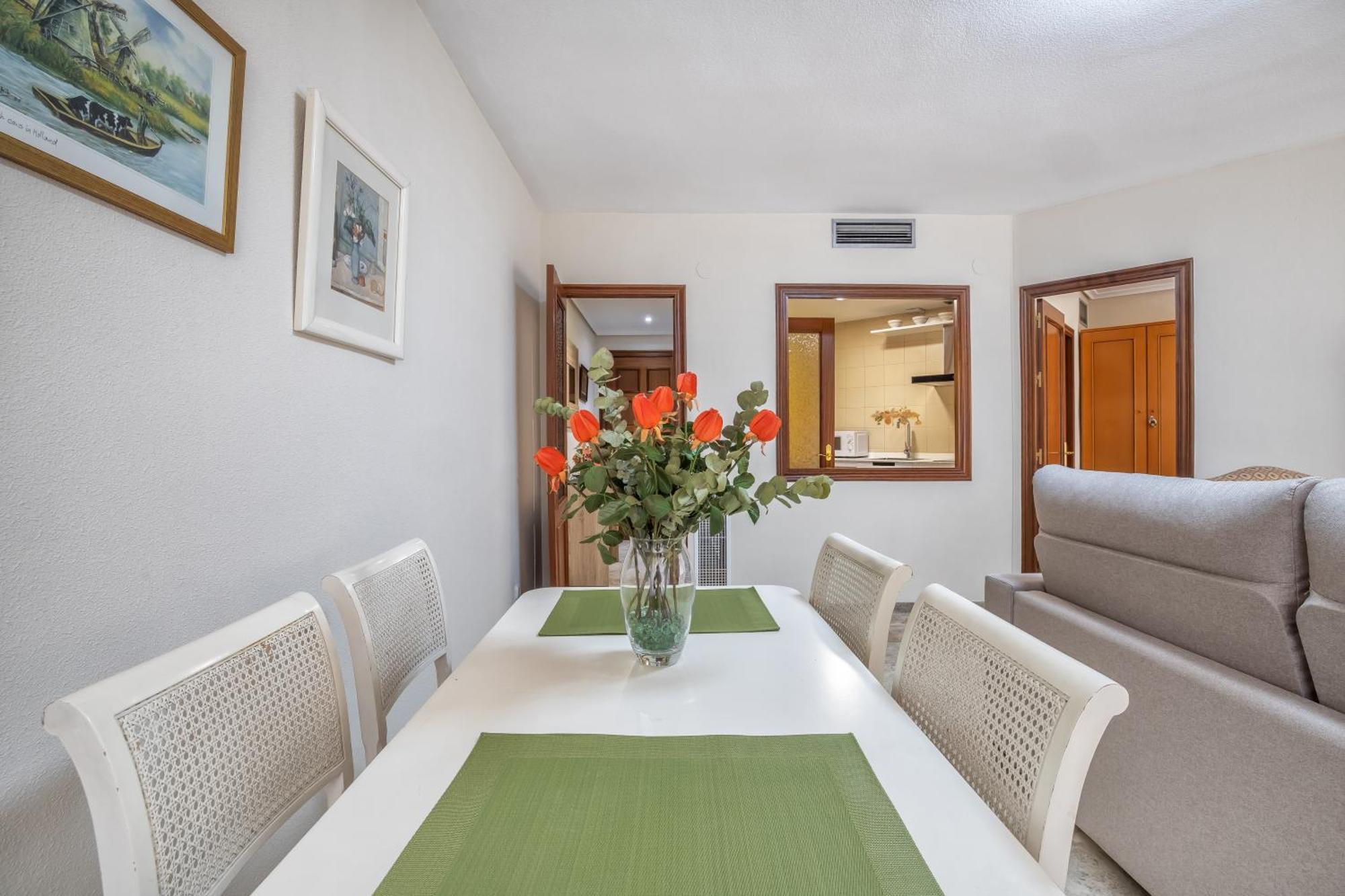 R & T Cordoba Center Apartamentos - Parking Kültér fotó