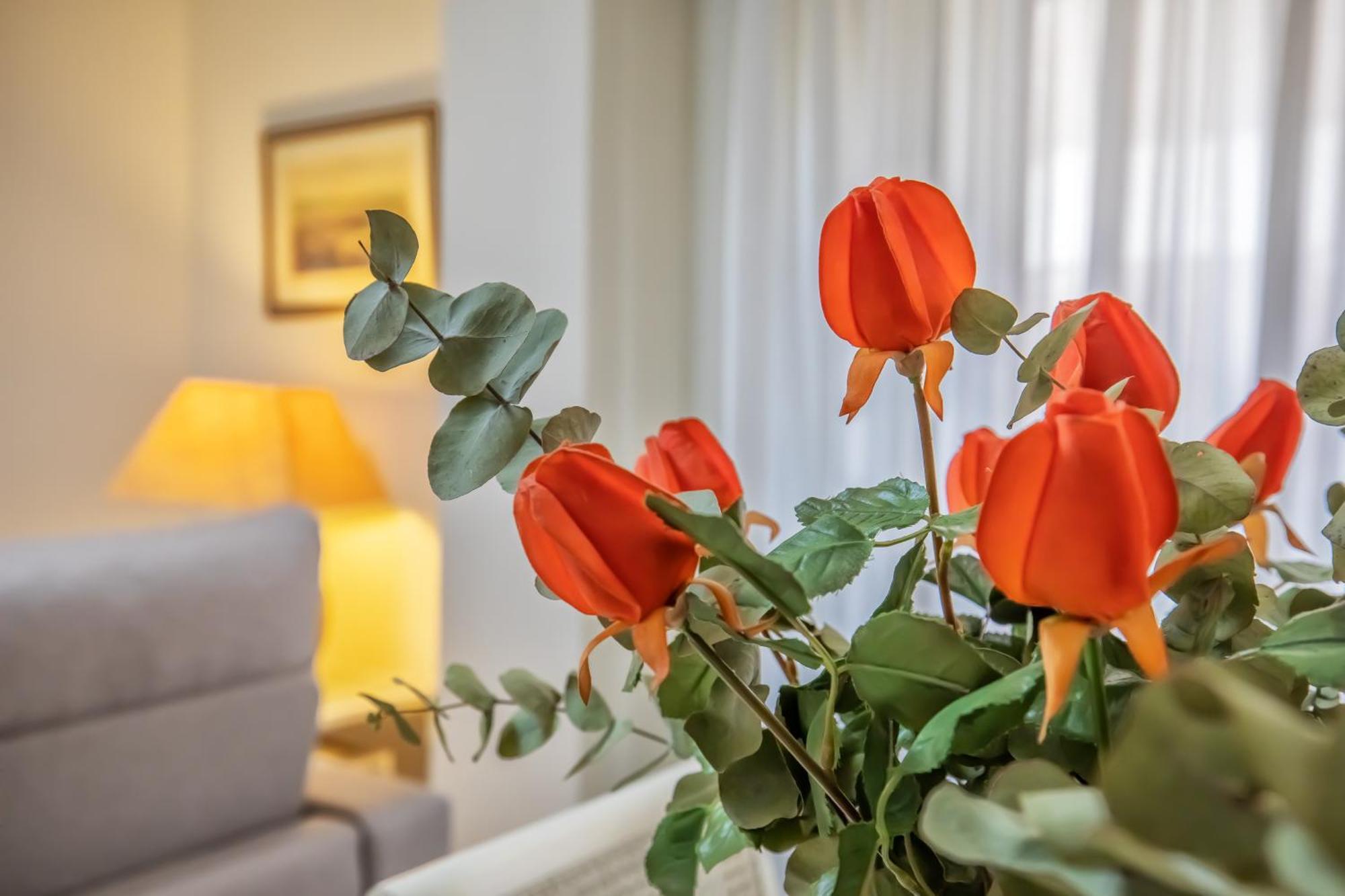 R & T Cordoba Center Apartamentos - Parking Kültér fotó