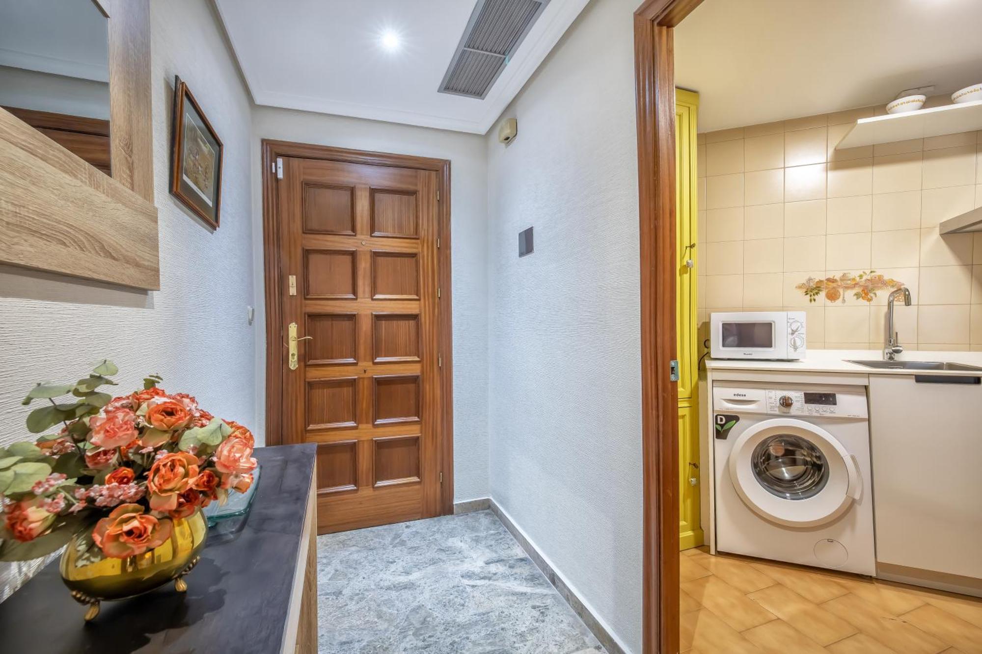 R & T Cordoba Center Apartamentos - Parking Kültér fotó